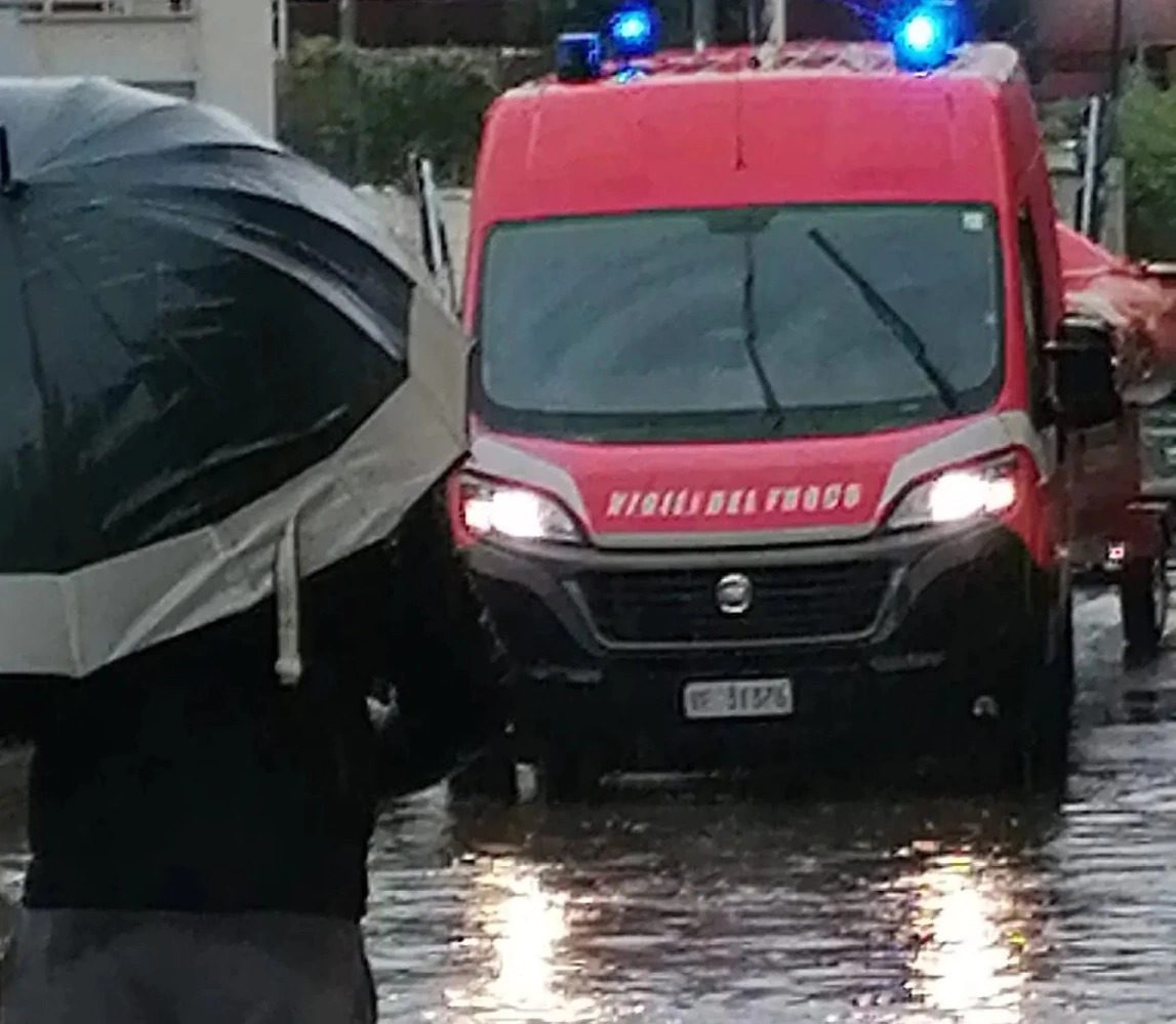 Tragedia nel Salernitano, 24enne muore folgorato