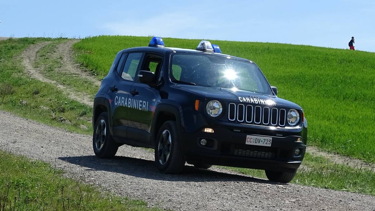 Tragedia nel salernitano, 17enne cade con la bicicletta e muore