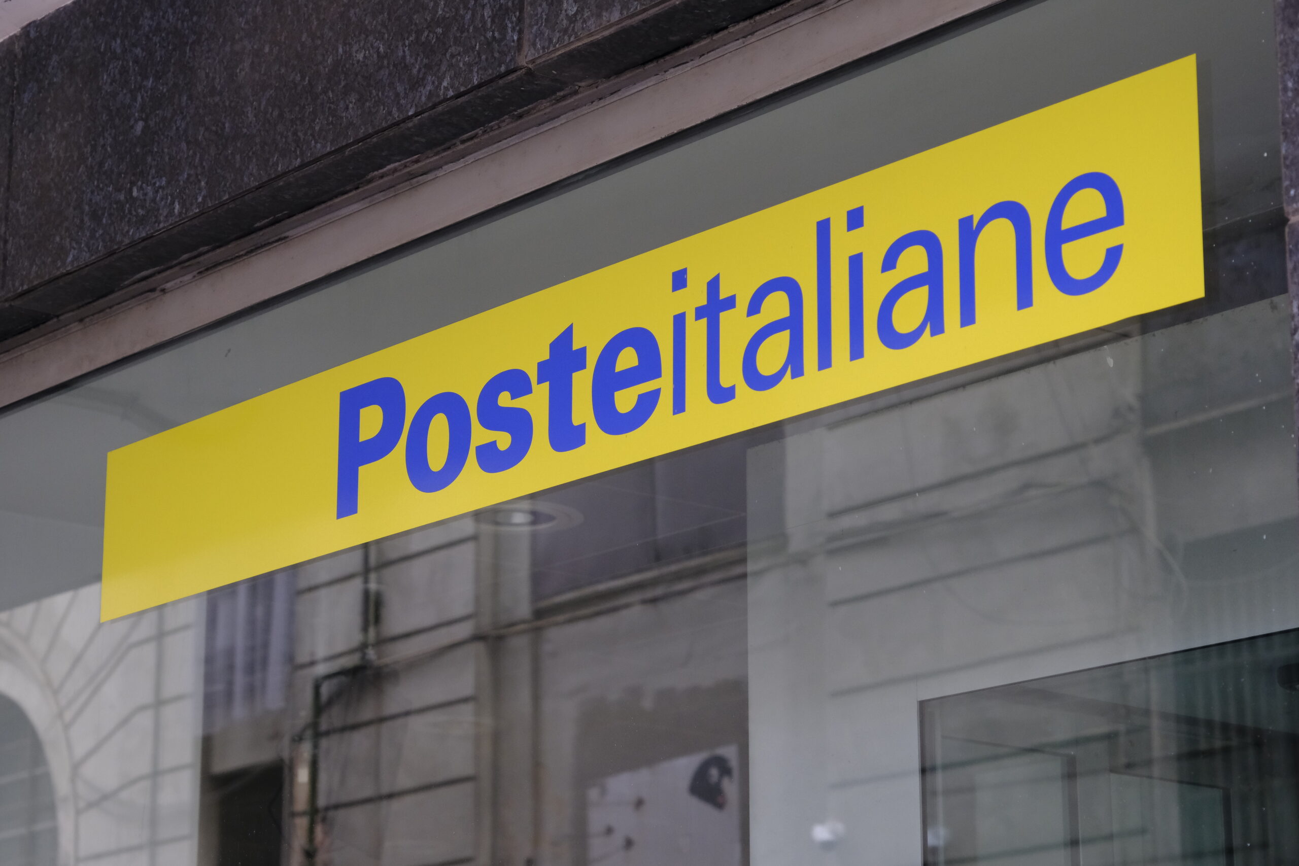 Capaccio Paestum, presunta truffa ufficio postale: due nei guai