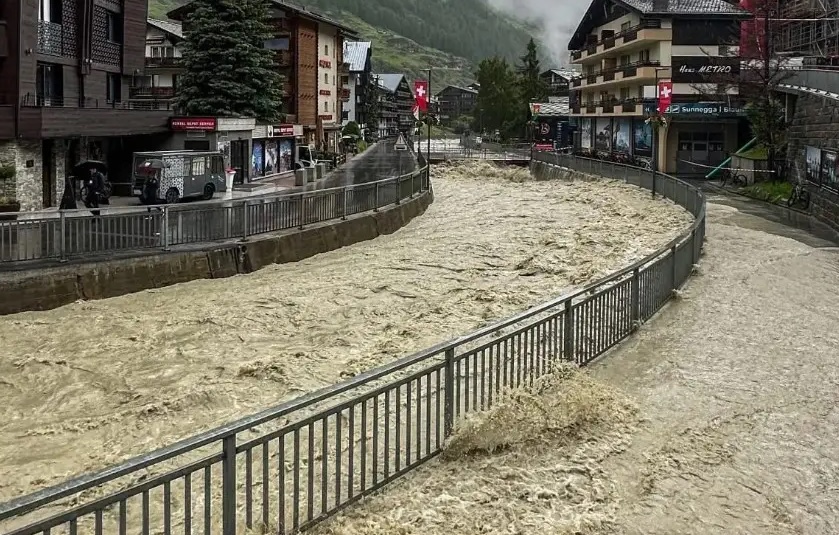 Zermatt torna alla normalità dopo il maltempo: dal Cilento l’abbraccio dei cittadini di Alfano