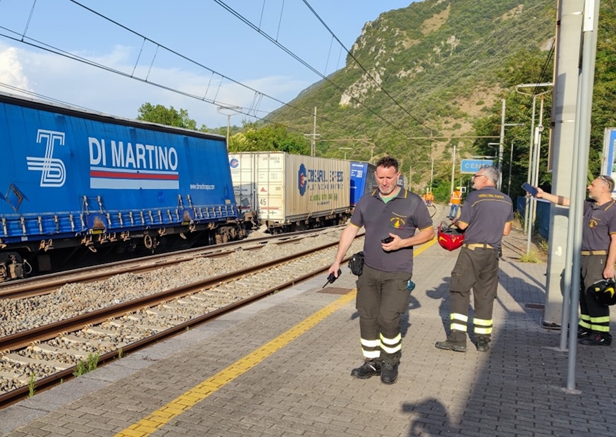 Incidente ferroviario Centola, 4 giorni d’inferno per chi viaggia in treno