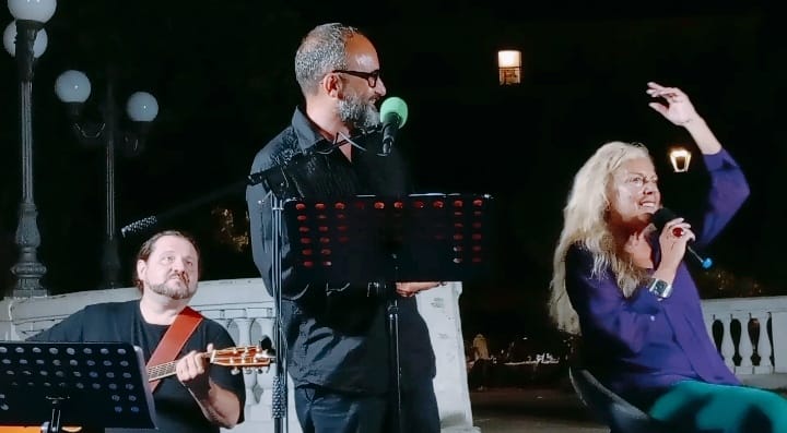 Sapri, successo di pubblico alla serata in onore di Lucio Battisti