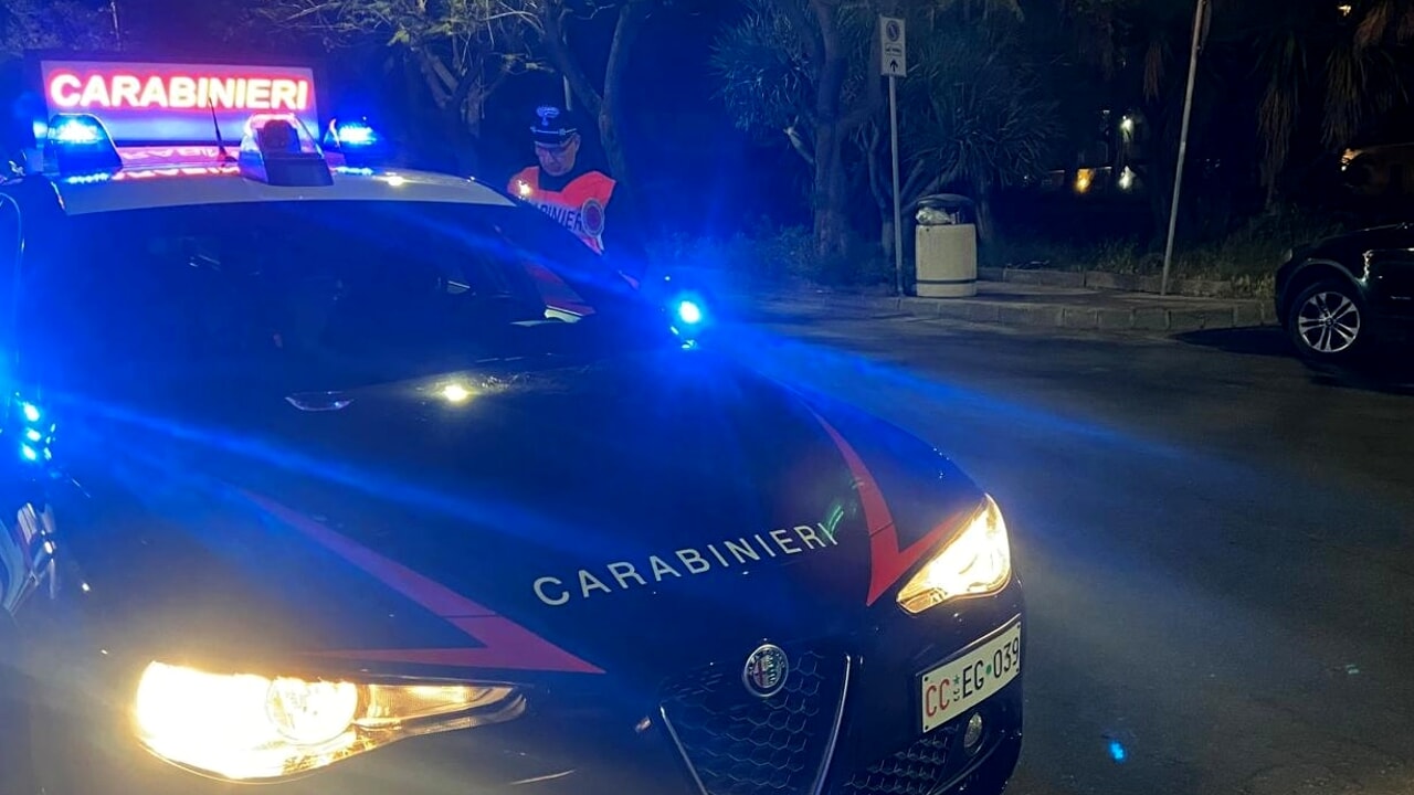 Aggredisce un carabiniere in un lido nel Golfo di Policastro: arrestato turista