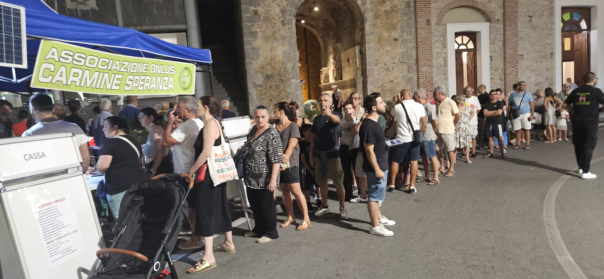 Torre Orsaia, grande successo per la XIV edizione della manifestazione sociale “Tutti Uniti con il Cuore”