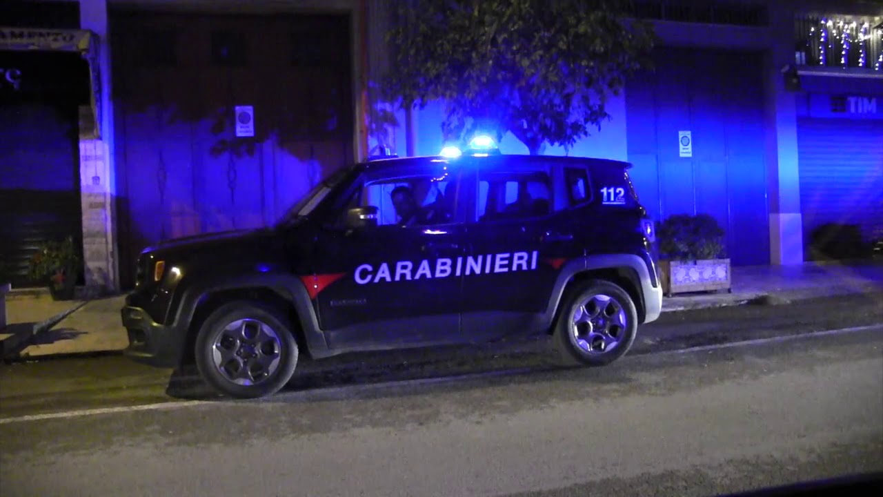 Rissa e colpi di scacciacani nella notte a Polla, indagano i carabinieri