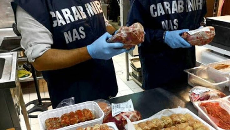 Agropoli, gravi carenze igienico-sanitarie: Nas chiudono ristorante orientale