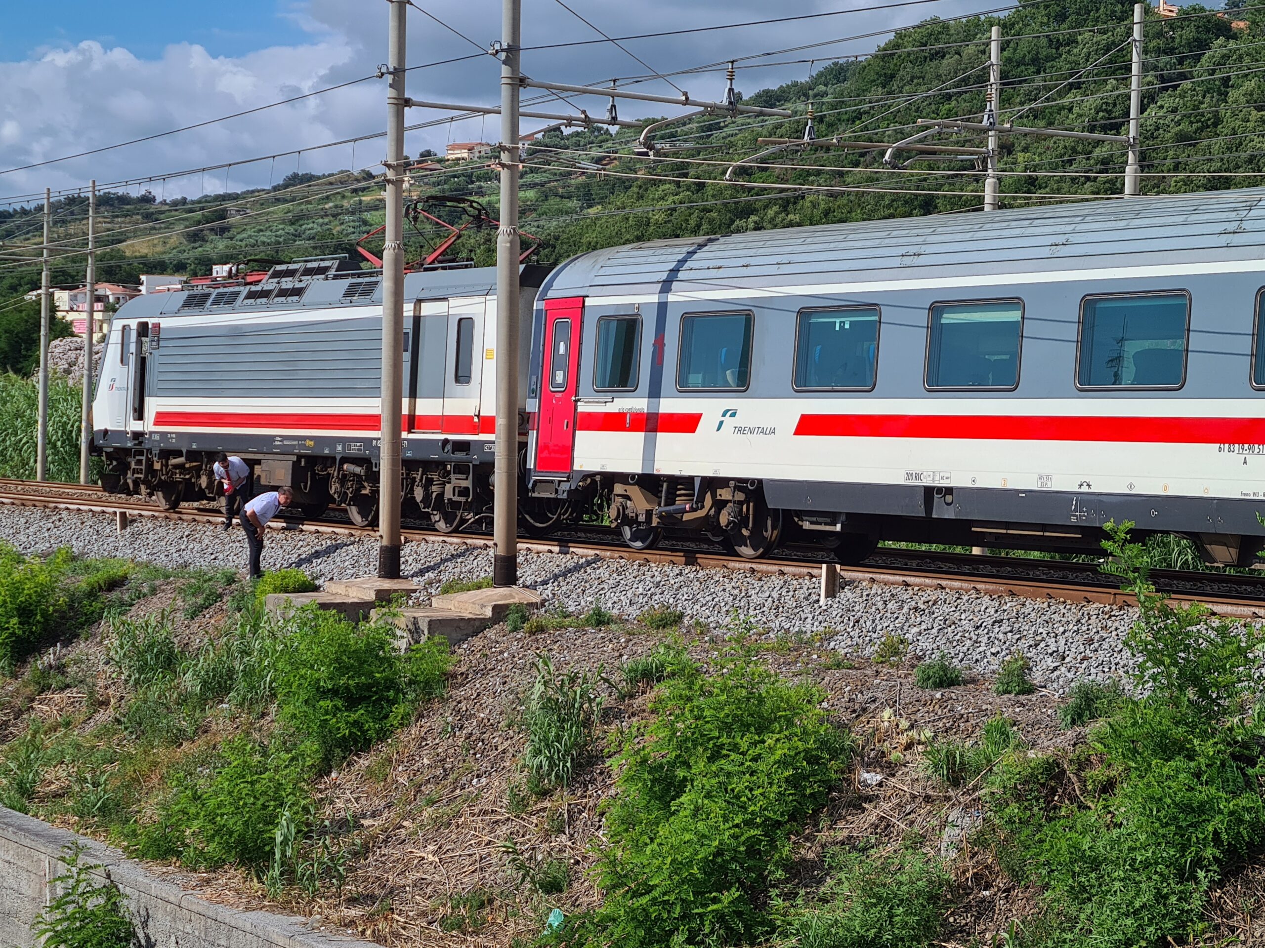 Treno guasto tra Celle di Bulgheria e Policastro: circolazione sospesa sulla linea Salerno-Sapri