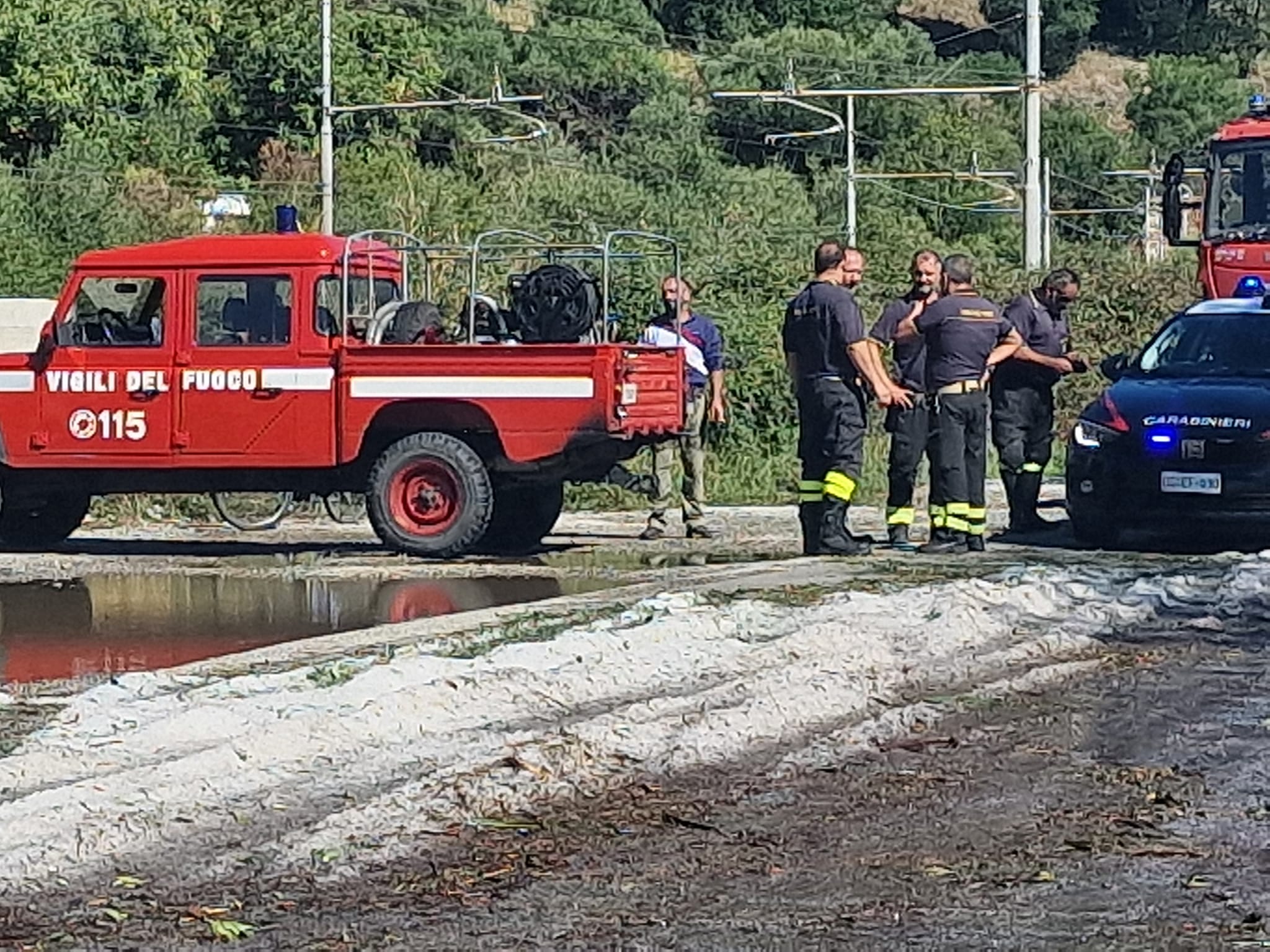 Forte grandinata a Caprioli: disagi temporanei alla circolazione, intervento dei vigili del fuoco