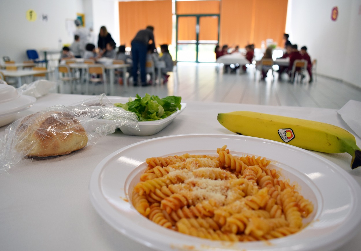 Mensa scolastica gratuita per i bambini rifugiati: approvata la proposta ad Agropoli