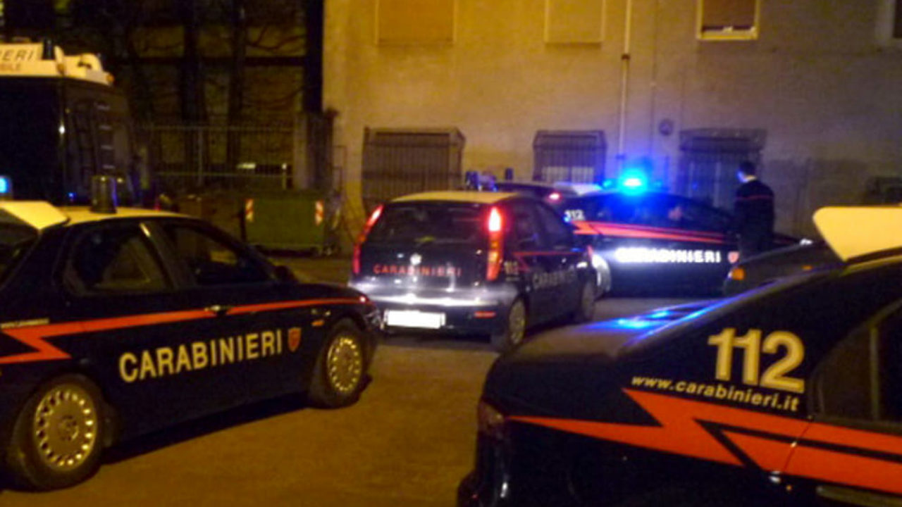 Sala Consilina, blitz antidroga all’alba: diversi arresti