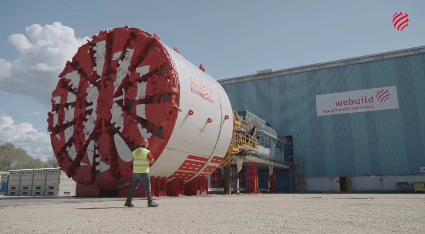 Alta velocità, il passaggio del trasformatore ‘chiude’ l’A2: giorni e orari