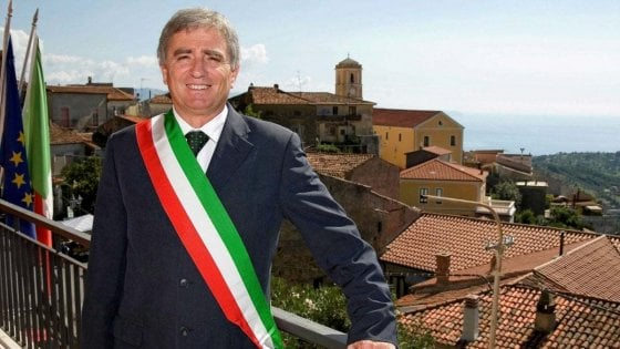 Quattro arresti per l’omicidio di Angelo Vassallo, le reazioni politiche: «Fare luce su depistaggi»