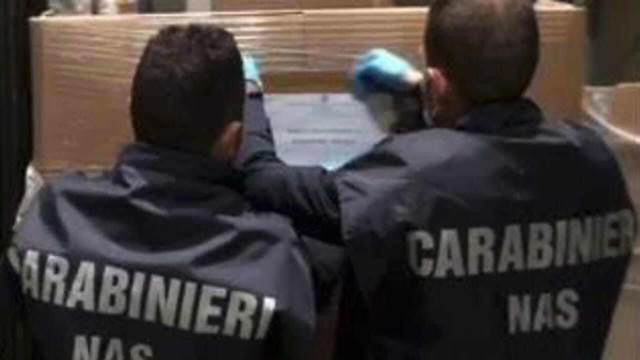 Blitz per tutelare il ‘made in Italy’: sequestrati 17 mila litri di vino e mille chili di miele