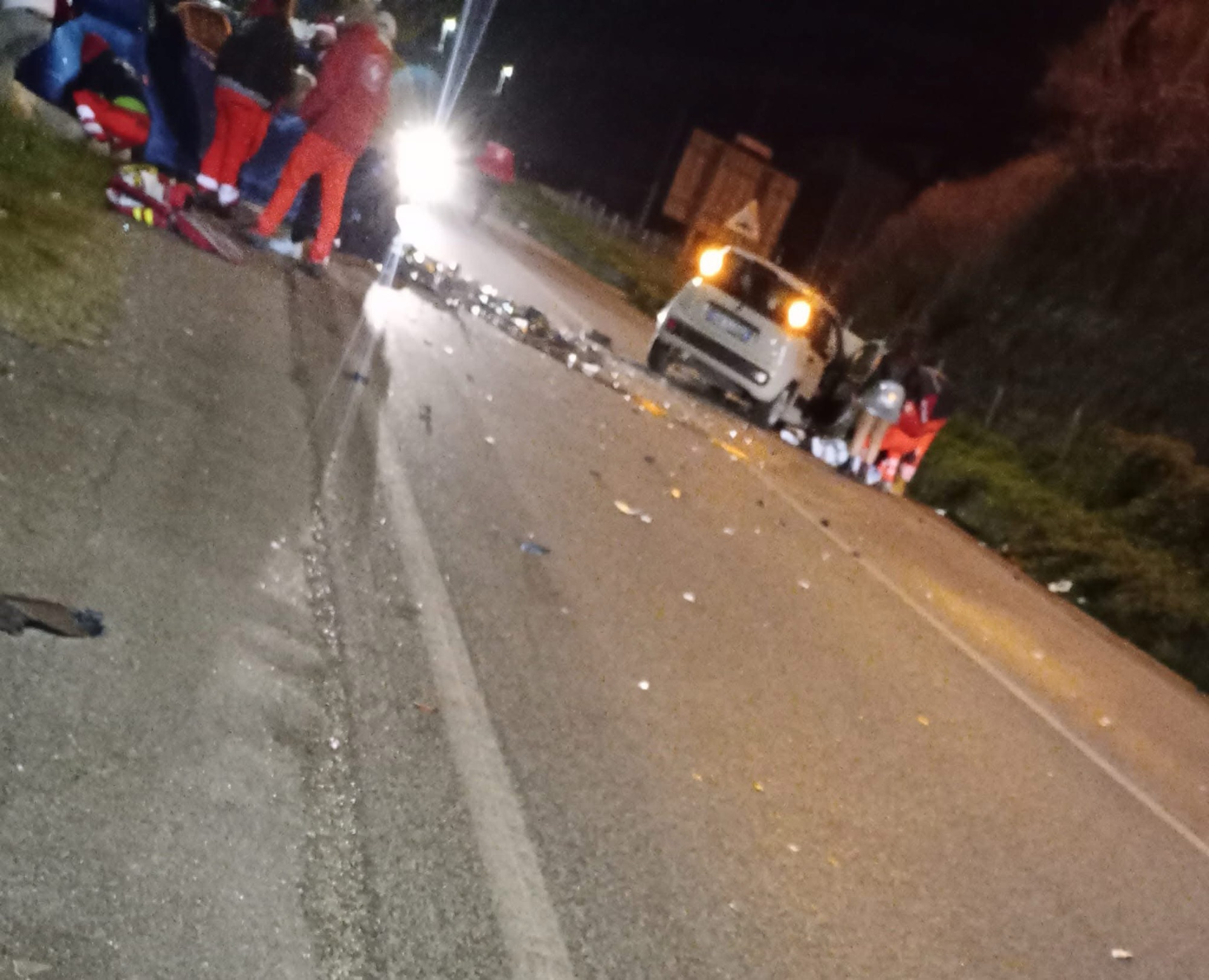 Incidente ad Atena Lucana Scalo: scontro tra due auto sulla Statale 19