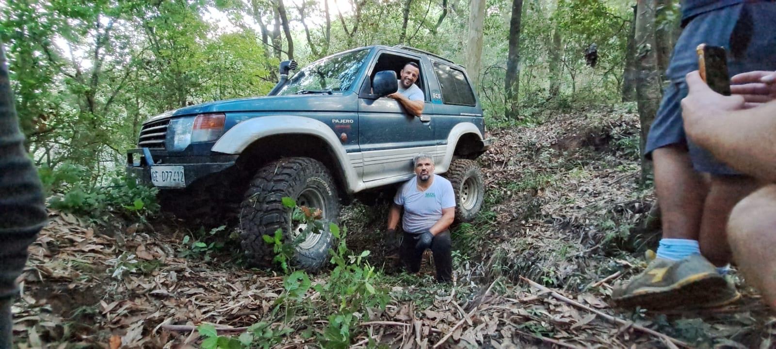 Raduno di fuoristrada a Castellabate, percorso turistico e trial