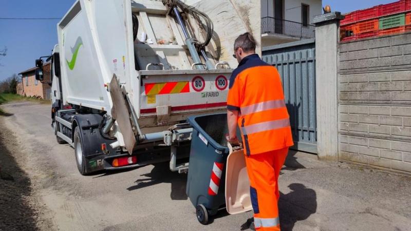 Lavoratori rifiuti senza stipendio a Castelcivita: la Fiadel Salerno Sud avvia azioni legali