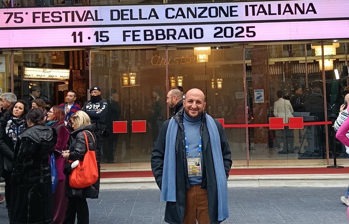 Gianfranco Bruno, l’animatore della “curva” dell’Ariston: dal Cilento al palco di Sanremo