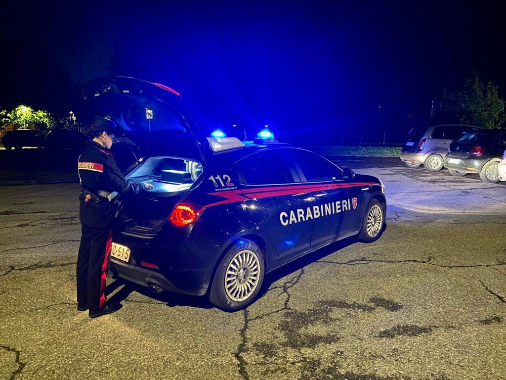 Furto a Novi Velia: ladri in azione in via Santoianni, indagini in corso