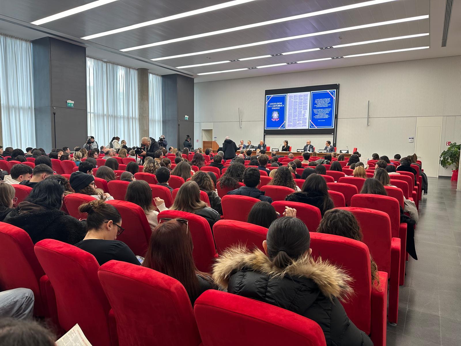 Sciopero, i magistrati incontrano gli studenti a Salerno