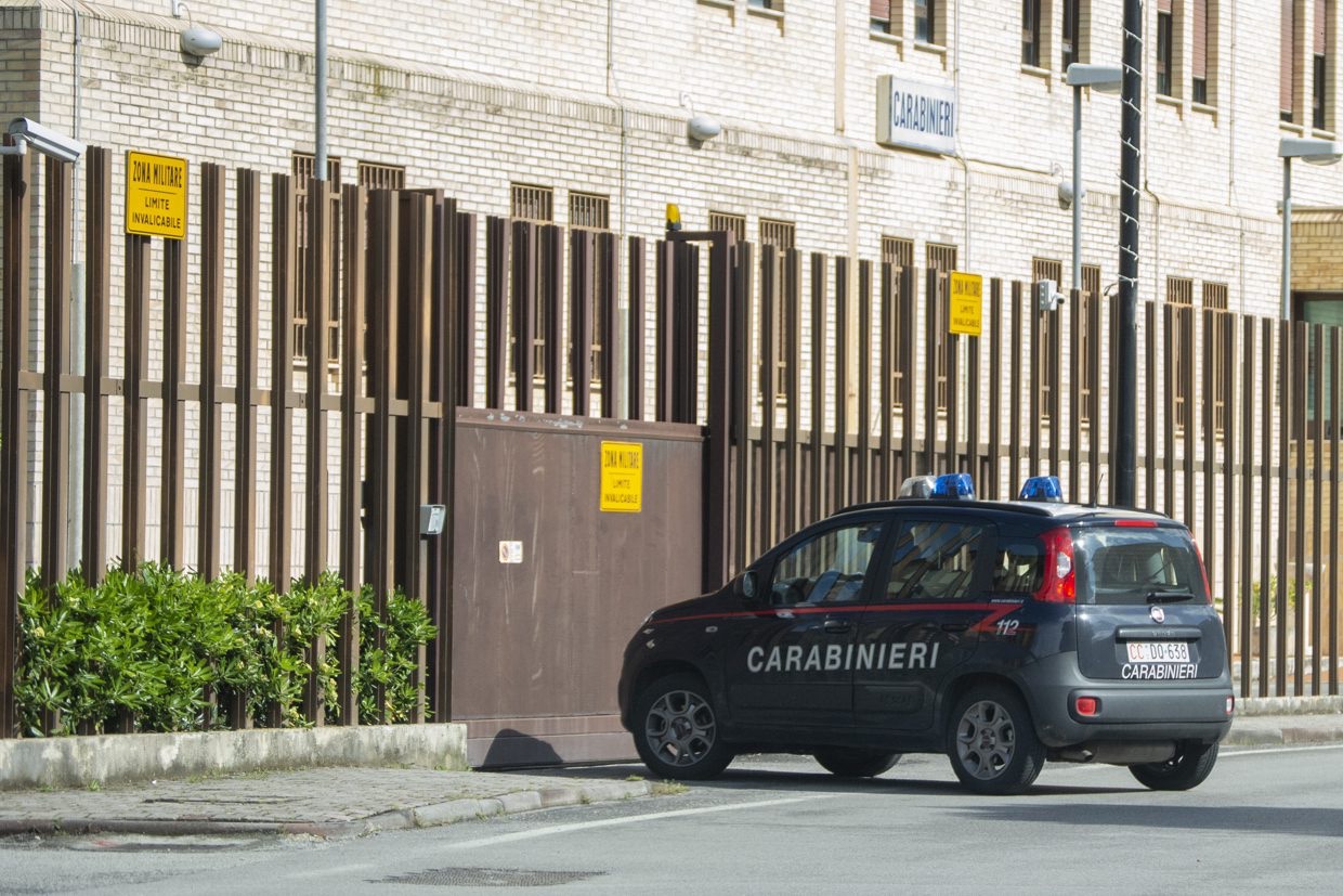 Raid di furti nella notte nel Golfo di Policastro: presi di mira esercizi commerciali