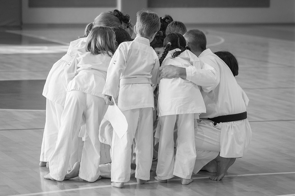 Cilento, presunti abusi su bambine: Cassazione annulla il carcere per il maestro