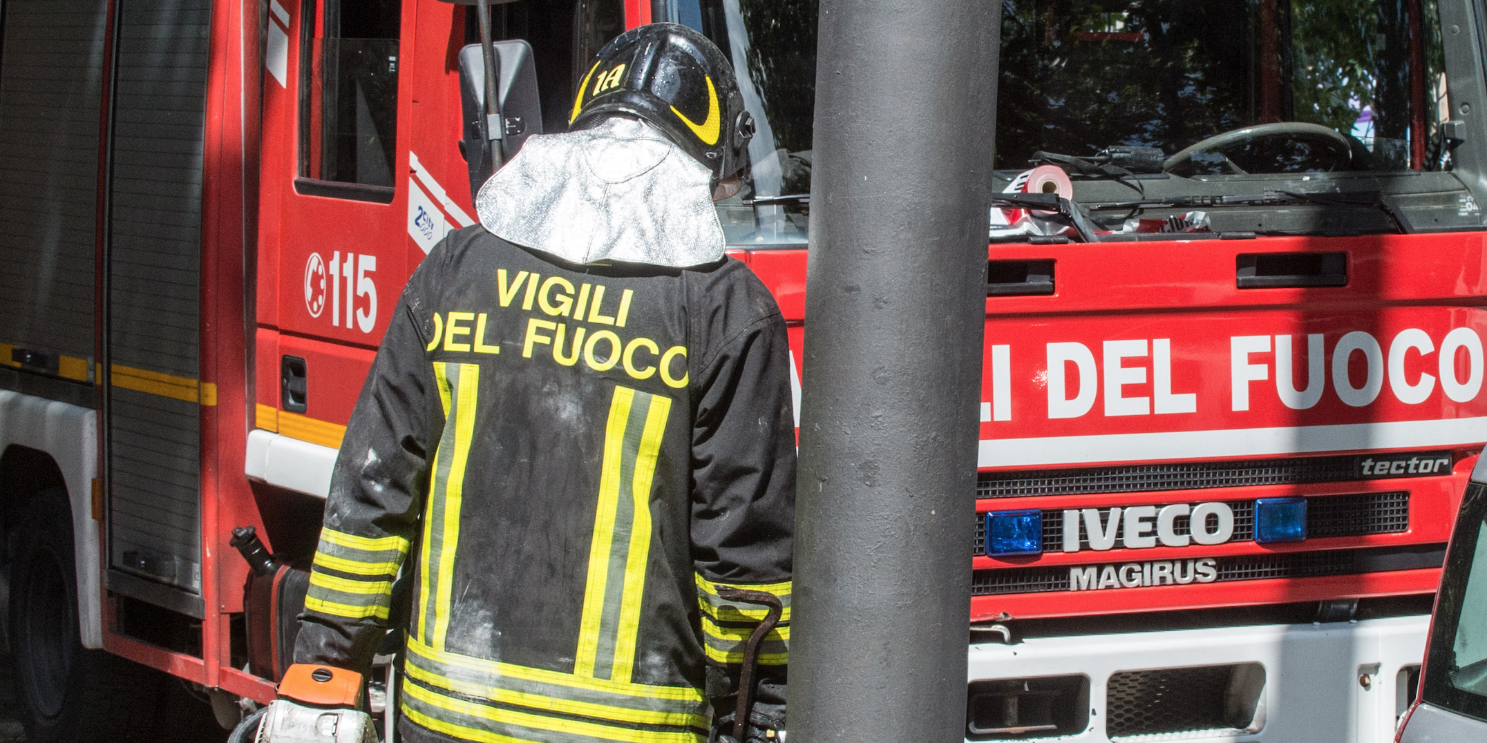 Padula, incendio in una casa: forse corto circuito