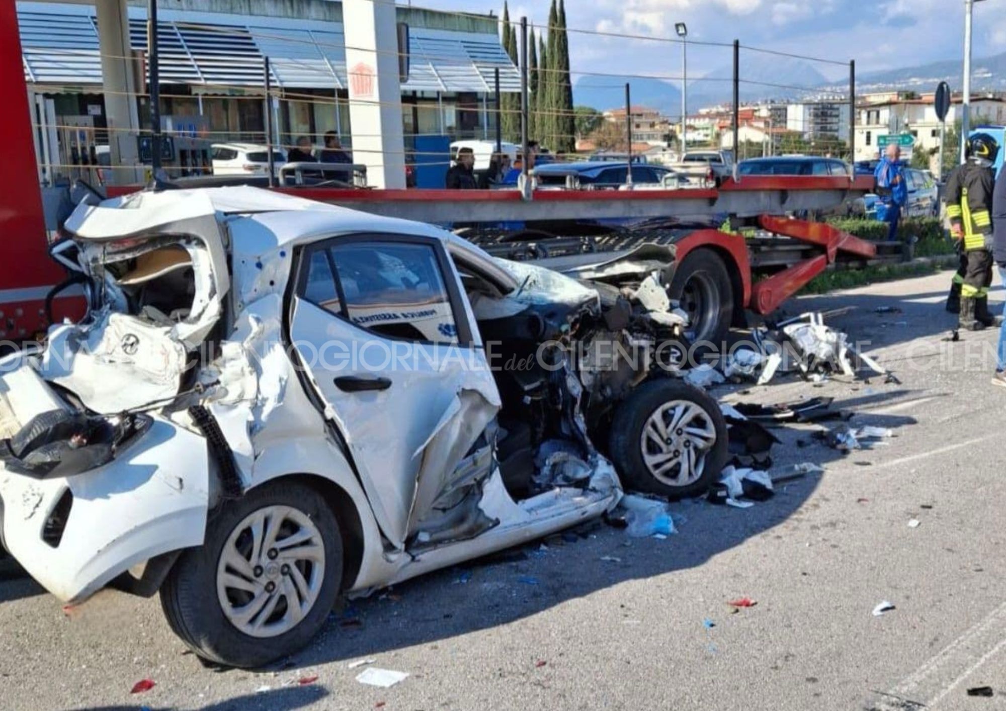 Grave incidente sulla SS18 a Battipaglia: anziani coniugi feriti, grave il nonno