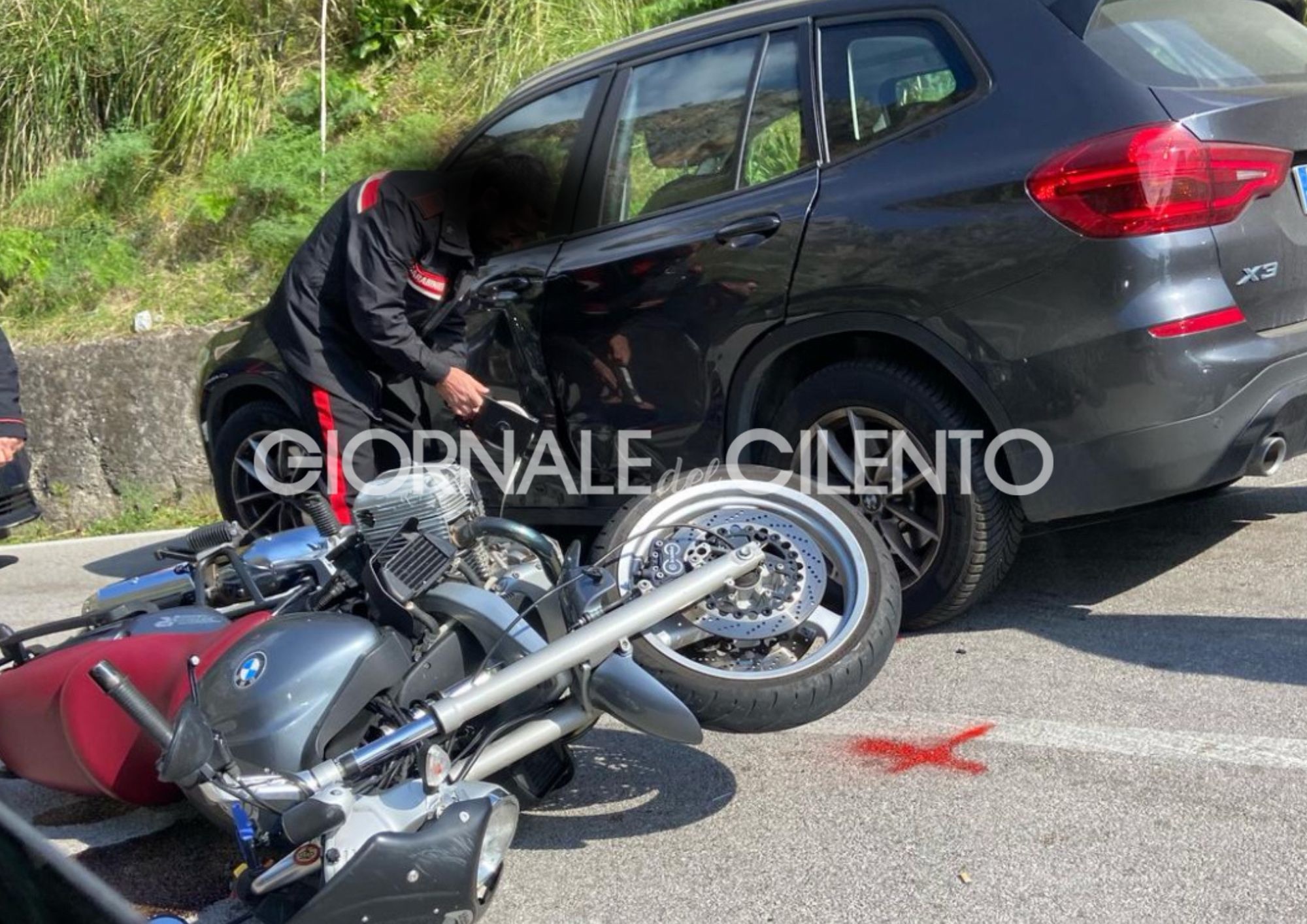 Incidente sulla Mingardina: scontro tra auto e moto, un ferito lieve