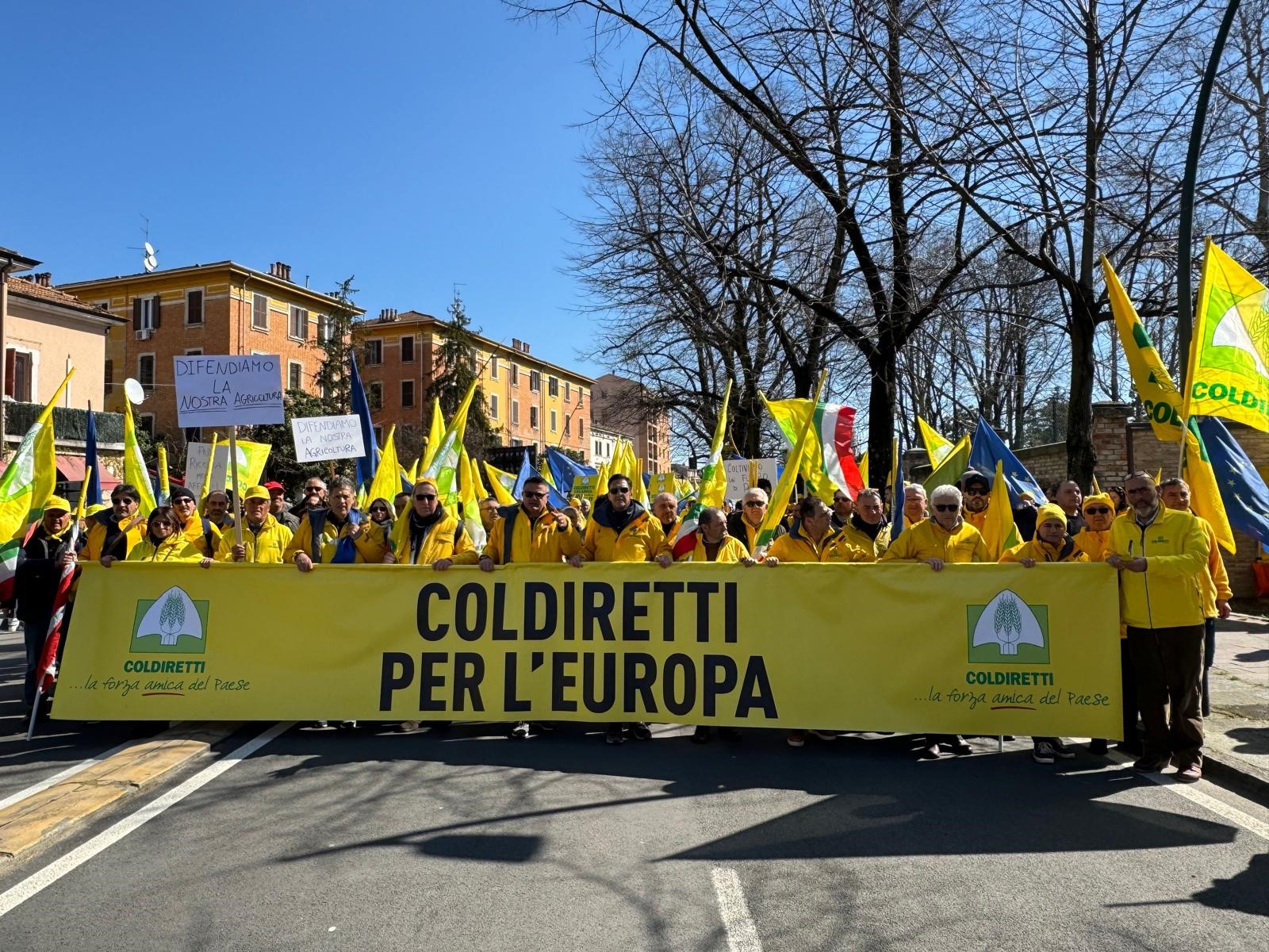 Coldiretti Campania in corteo a Parma: «Stop ai cibi sintetici ed ultraformulati»