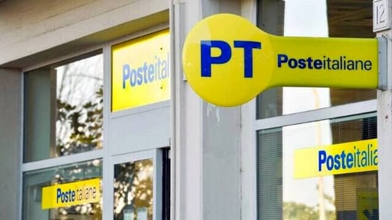 Giungano, direttore delle Poste nei guai: accusato di truffa e furto aggravato