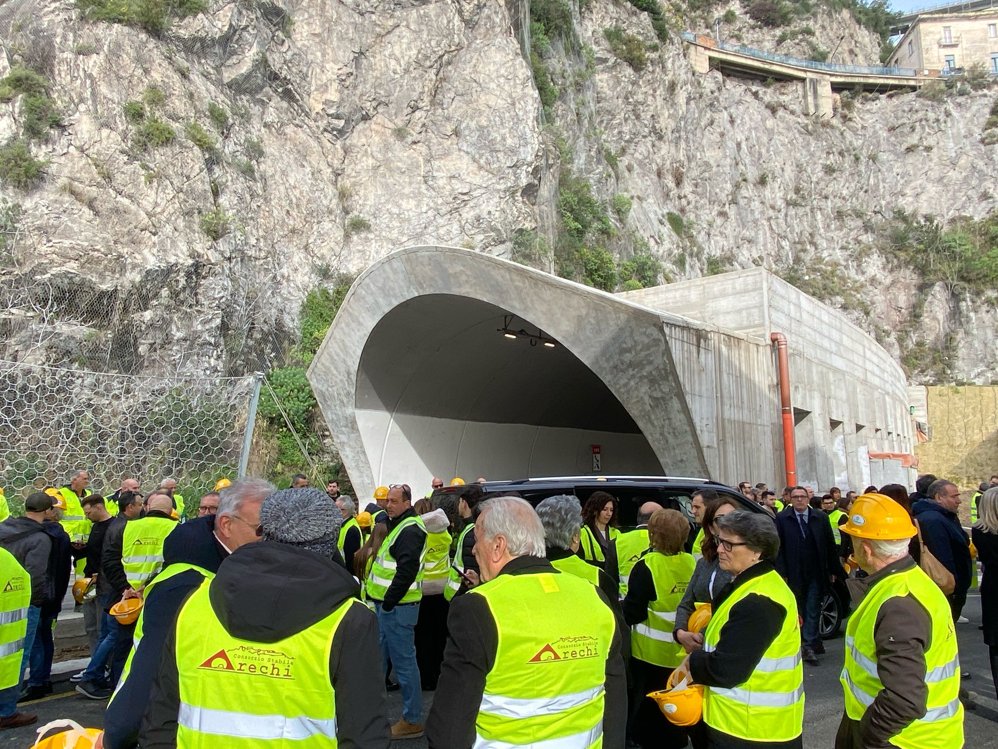 Salerno, Porta Ovest: via all’abbattimento del diaframma della galleria Cernicchiara