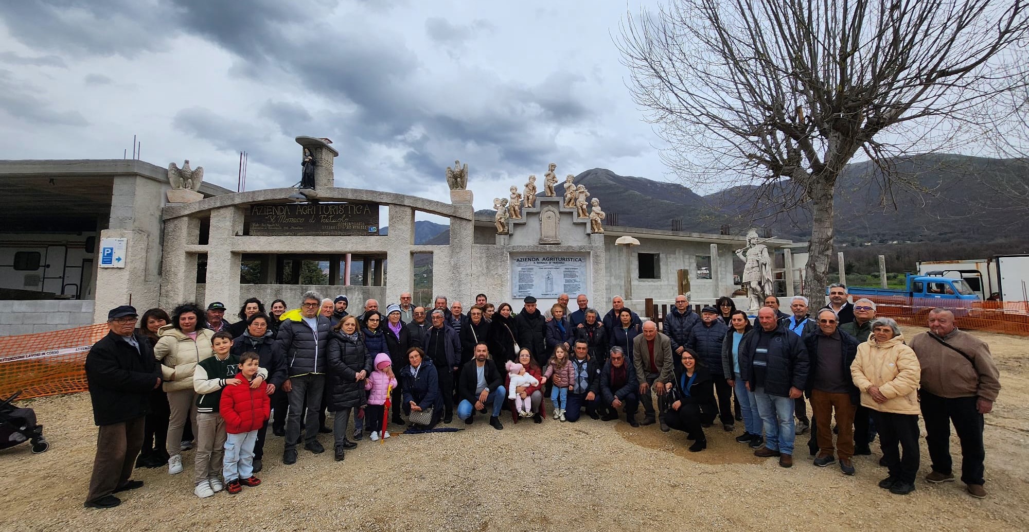 Palomonte, scoperta targa in onore del monaco di Tratuolo nel 201° anniversario della nascita