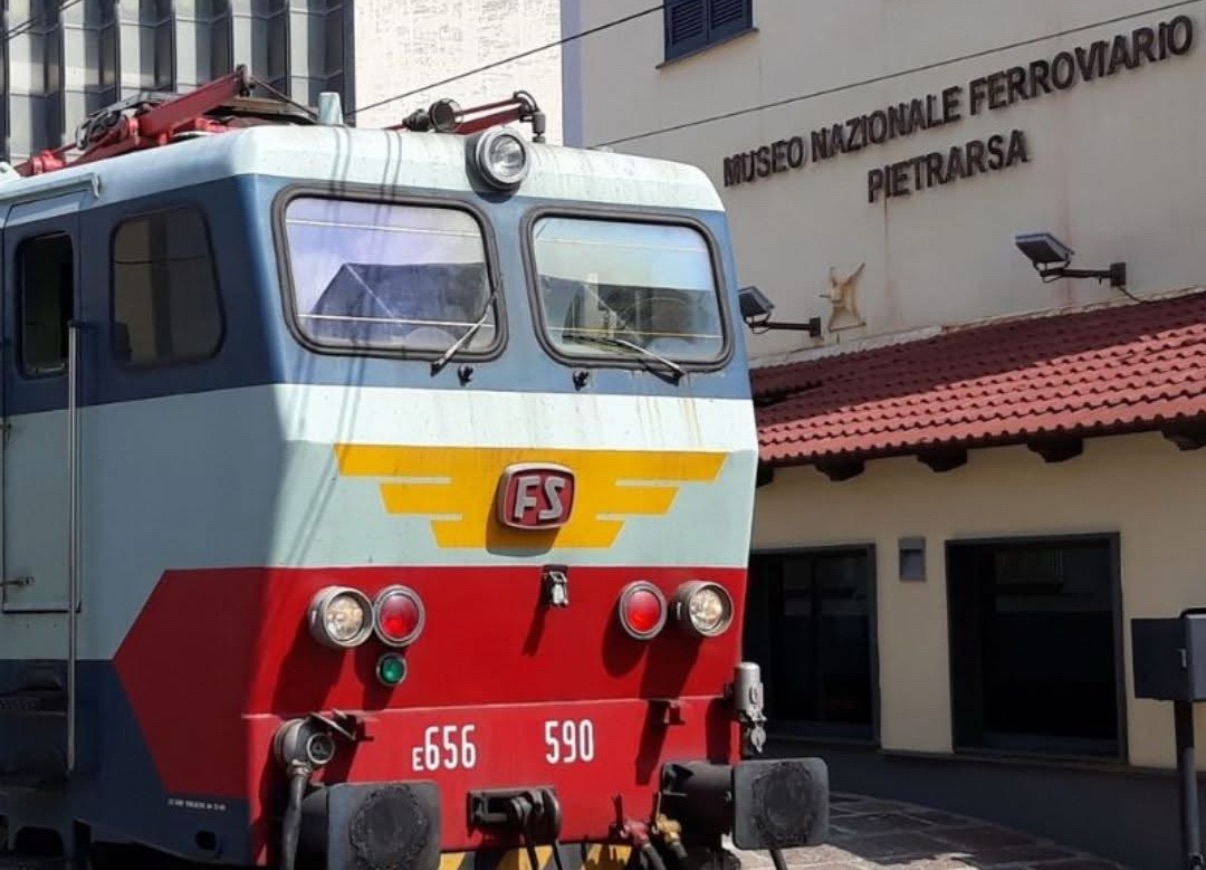 Campania: tornano i treni storici per esplorare borghi ed eventi del territorio