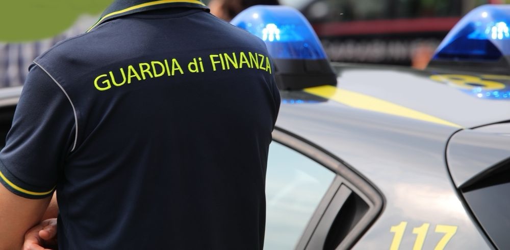 Salerno, maxi-frode sui bonus edilizi: sequestrati crediti fiscali per oltre 7 milioni di euro